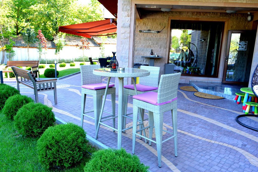 Victoriya'S House Hotel Hisarea Exterior foto